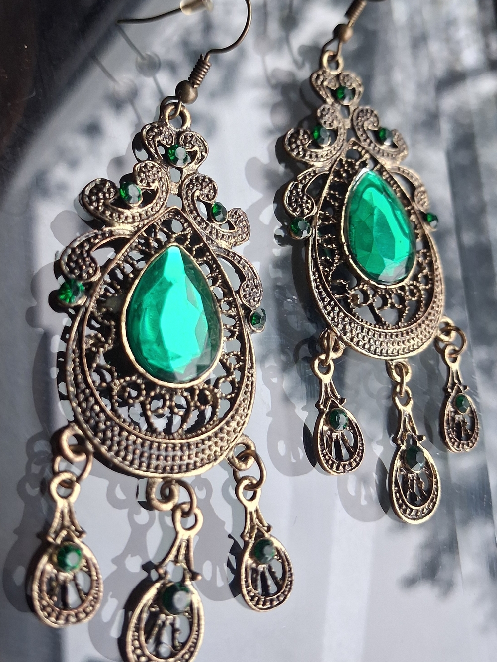 Green Teardrop Filigree Dangle Earrings - Picture 2 of 4